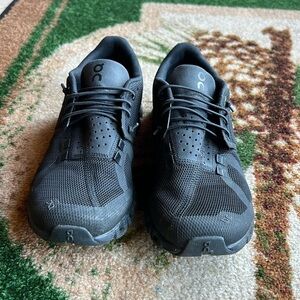 On Women Tennis Shoes